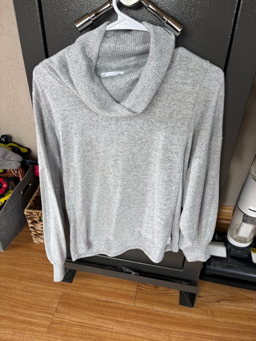 89th & Madison Heather Gray Cowl Neck Sweater